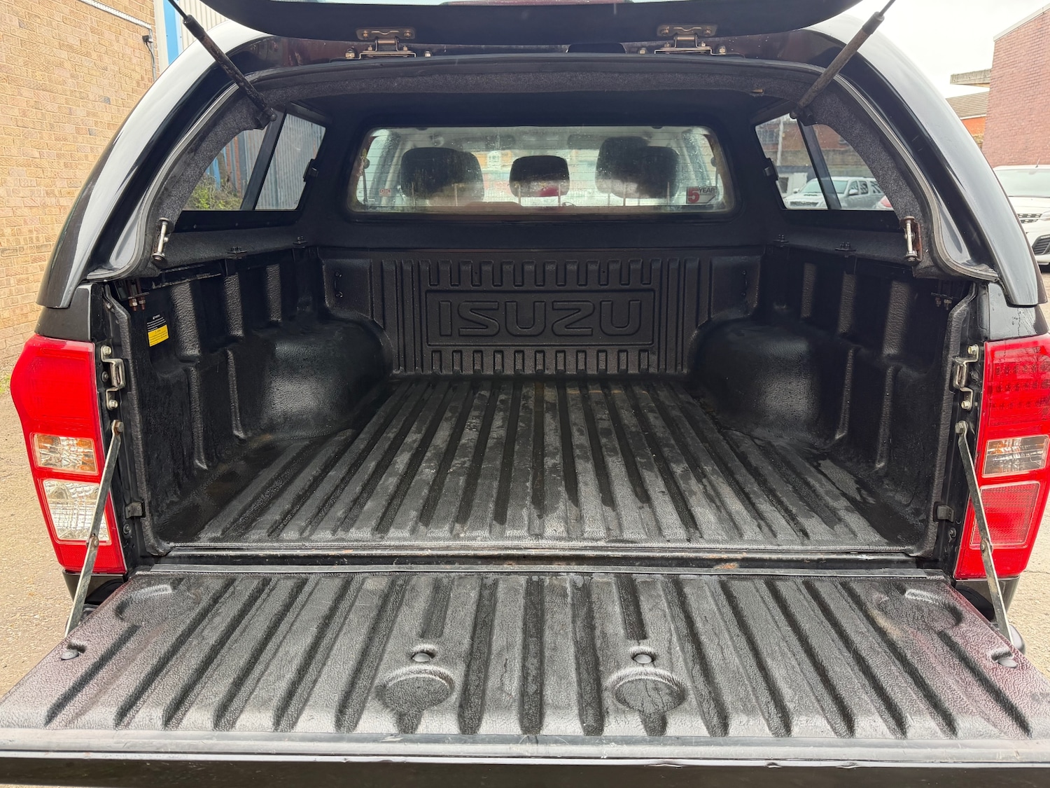 Used Isuzu D-Max 2013 for sale - 78122930: Photo 13