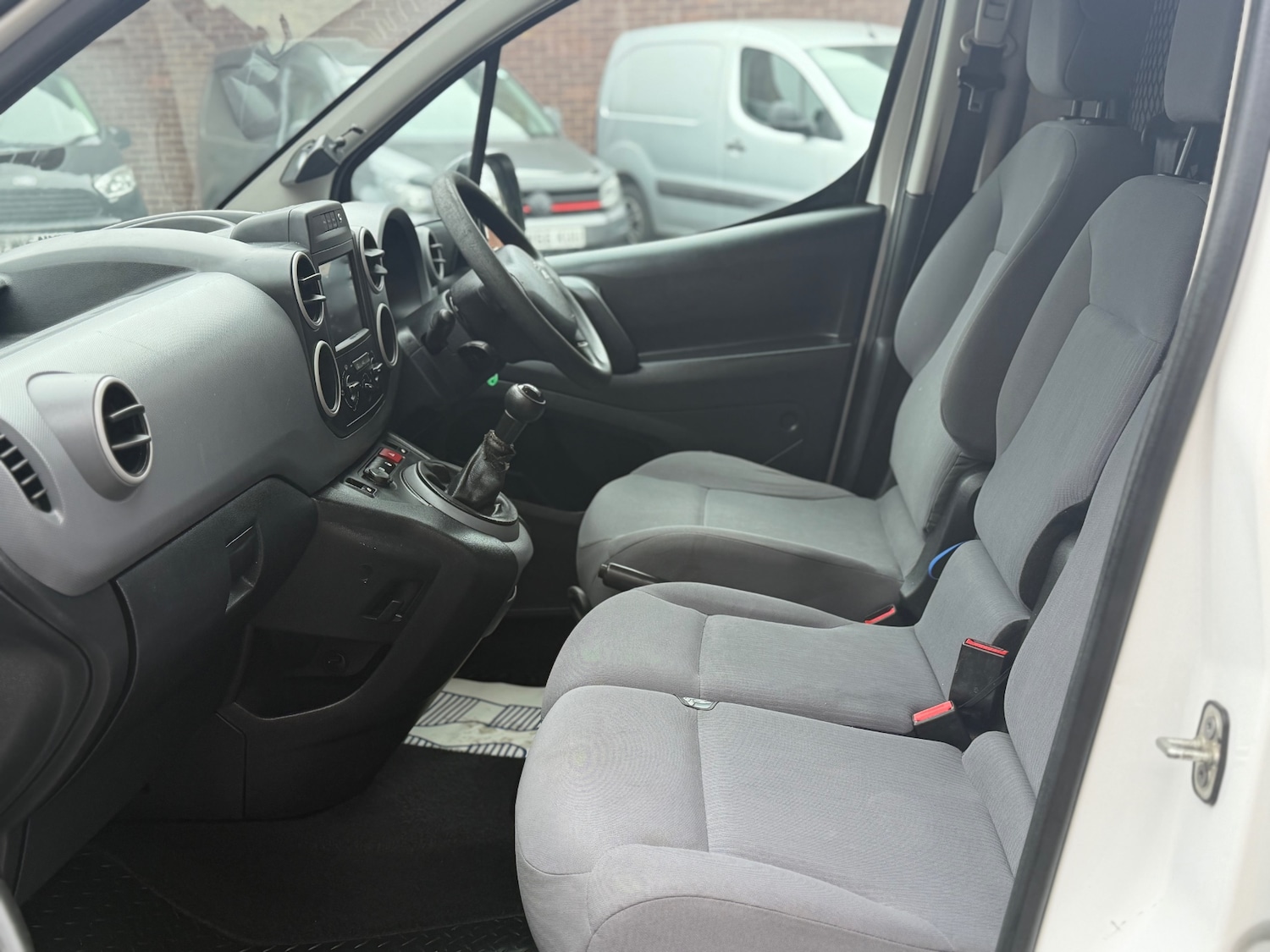 Used Peugeot Partner 2016 for sale - 77807397: Photo 11