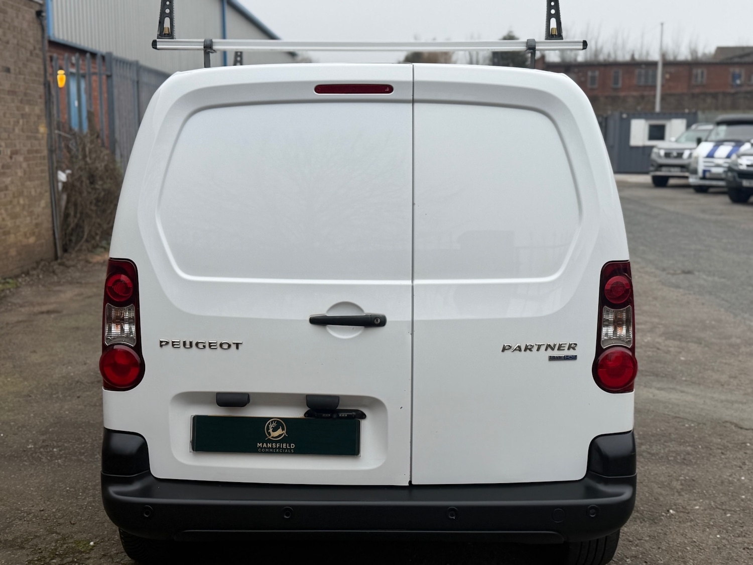 Used Peugeot Partner 2016 for sale - 77807397: Photo 5