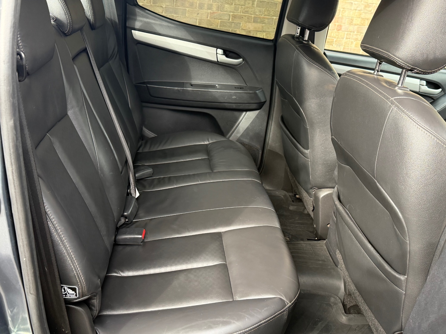 Used Isuzu D-Max 2015 for sale - 77715339: Photo 10