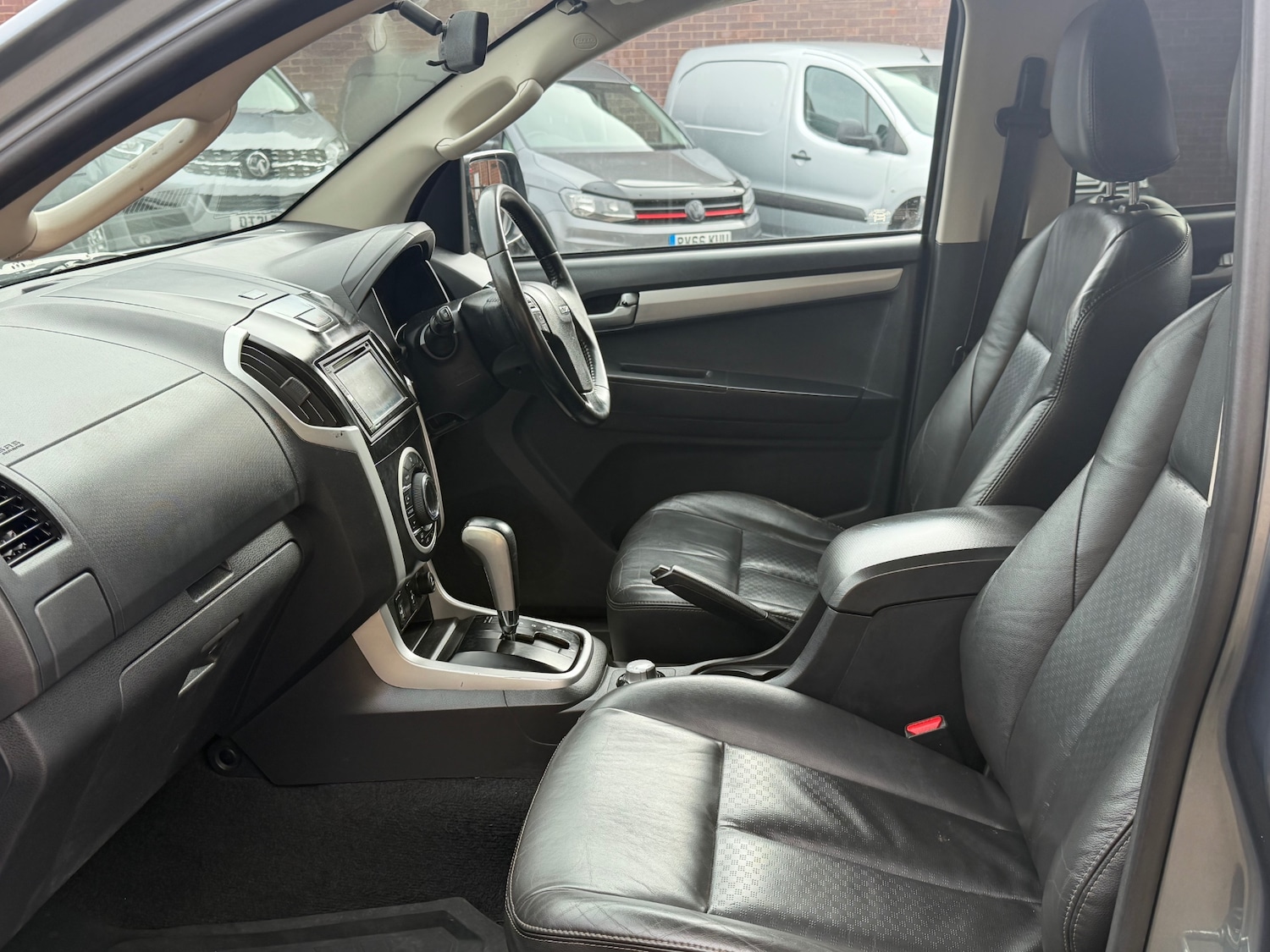 Used Isuzu D-Max 2015 for sale - 77715339: Photo 12