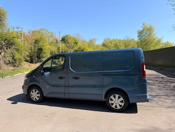 Used Vauxhall Vivaro 2016 for sale - 78388699: Photo
