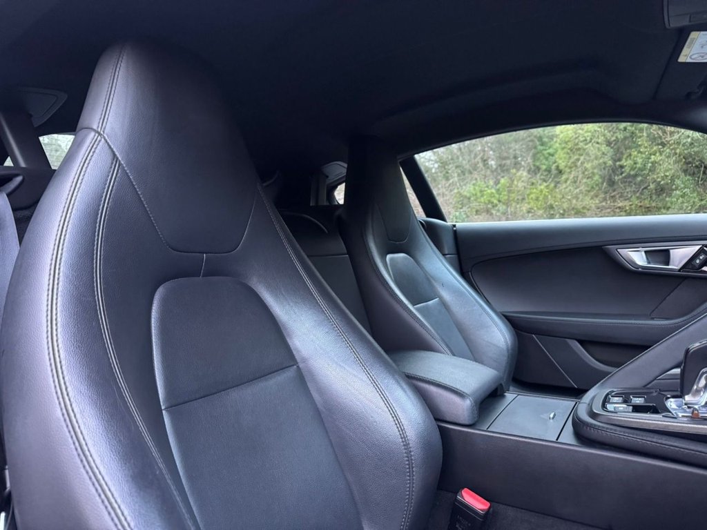 Used Jaguar F-Type 2017 for sale - 77302539: Photo 10