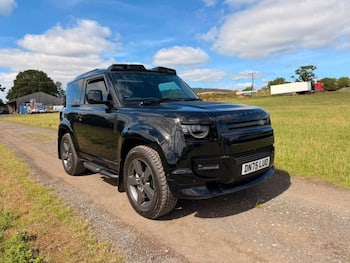 Used Land Rover Defender 2025 for sale - 79805224: Photo