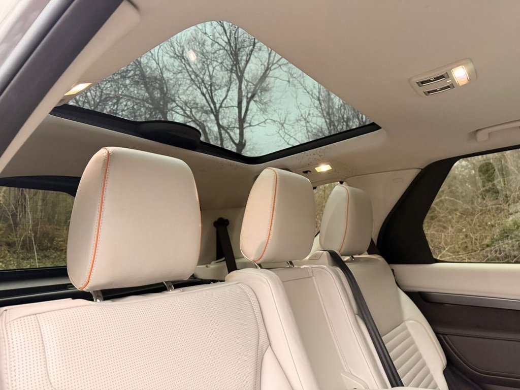 Used Land Rover Discovery 2017 for sale - 77655355: Photo 15