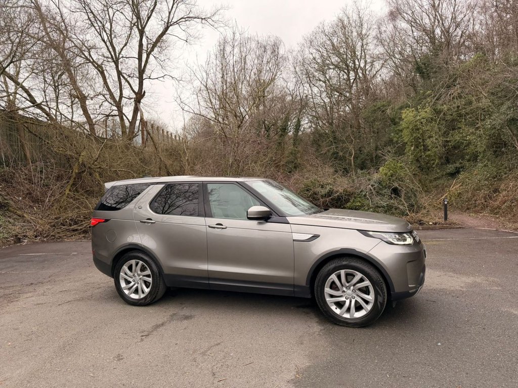 Used Land Rover Discovery 2017 for sale - 77655355: Photo 2