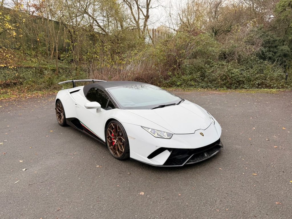 Used Lamborghini Huracan 2016 for sale - 76745068: Photo 2