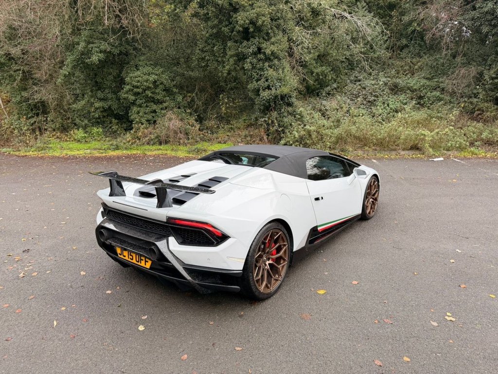 Used Lamborghini Huracan 2016 for sale - 76745068: Photo 5