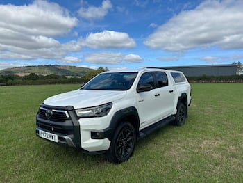 Used Toyota Hilux 2023 for sale - 79805096: Photo