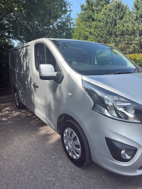 Used Vauxhall Vivaro 2018 for sale - 76808295: Photo 3