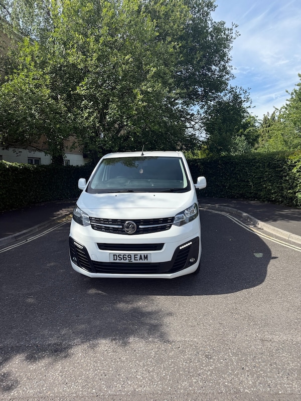 Used Vauxhall Vivaro 2019 for sale - 76218939: Photo 2