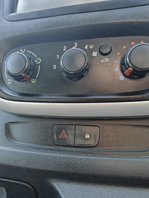 Used Renault Trafic 2016 for sale - 76425892: Photo 12