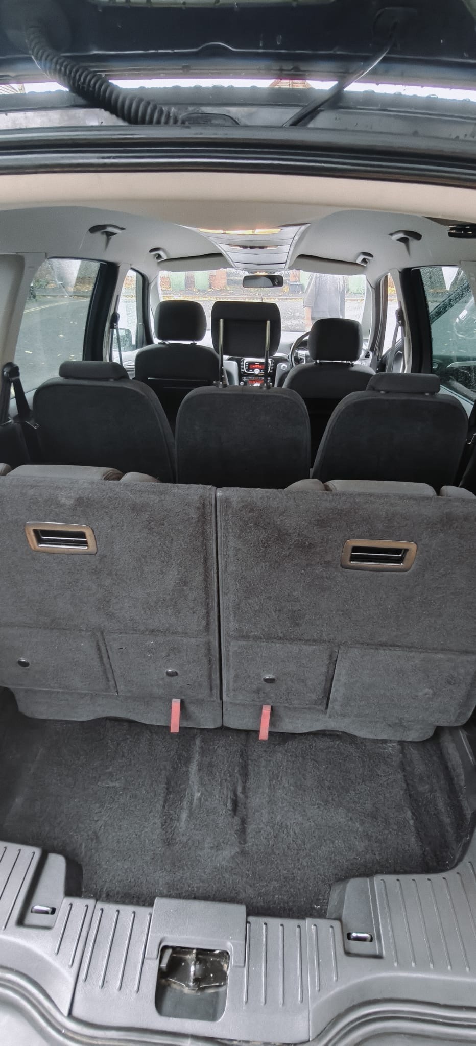 Used Ford Galaxy 2012 for sale - 76565637: Photo 21