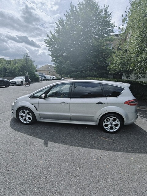 Used Ford S-Max 2011 for sale - 76909032: Photo 5