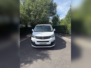 Vauxhall - Vivaro