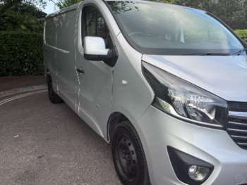 Used Vauxhall Vivaro 2017 for sale - 75053802: Photo