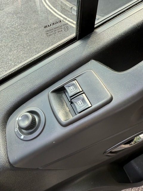 Used Vauxhall Vivaro 2017 for sale - 76488553: Photo 16