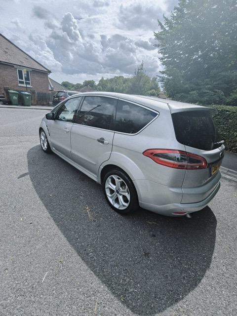 Used Ford S-Max 2011 for sale - 76982521: Photo 6