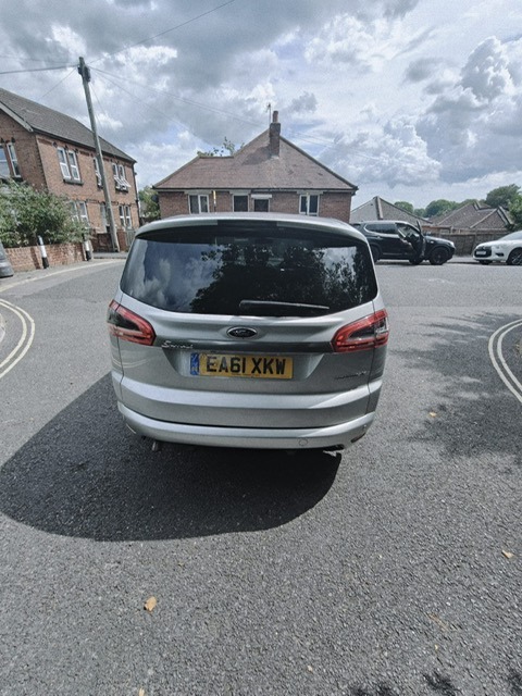 Used Ford S-Max 2011 for sale - 76982521: Photo 7