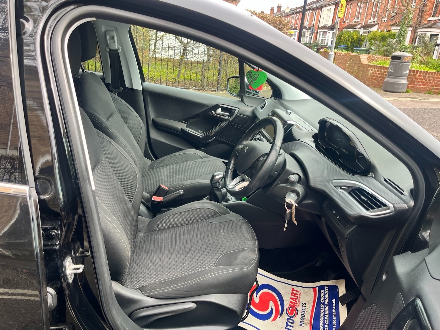 Used Peugeot 208 2018 for sale - 77223367: Photo 11