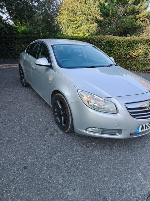 Used Vauxhall Insignia 2011 for sale - 76219258: Photo 3