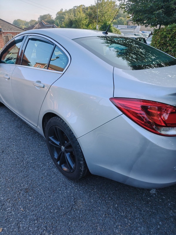 Used Vauxhall Insignia 2011 for sale - 76219258: Photo 8