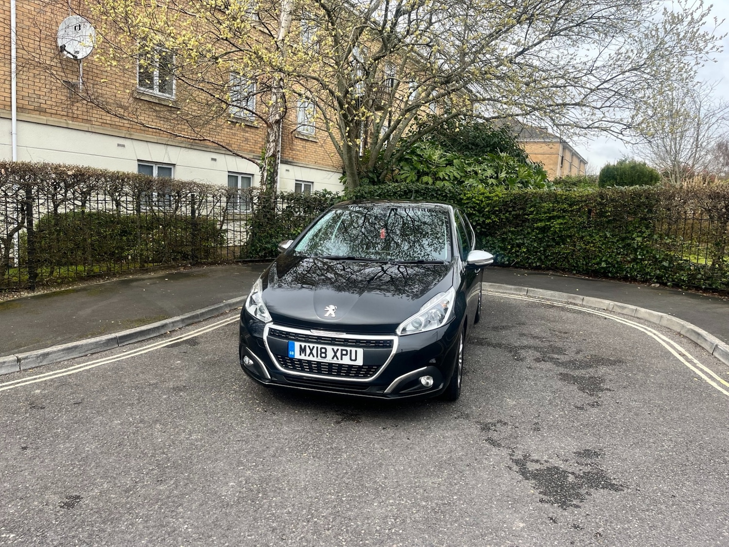 Used Peugeot 208 2018 for sale - 76427823: Photo 2