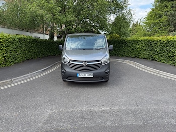 Used Vauxhall Vivaro 2018 for sale - 76219246: Photo 2