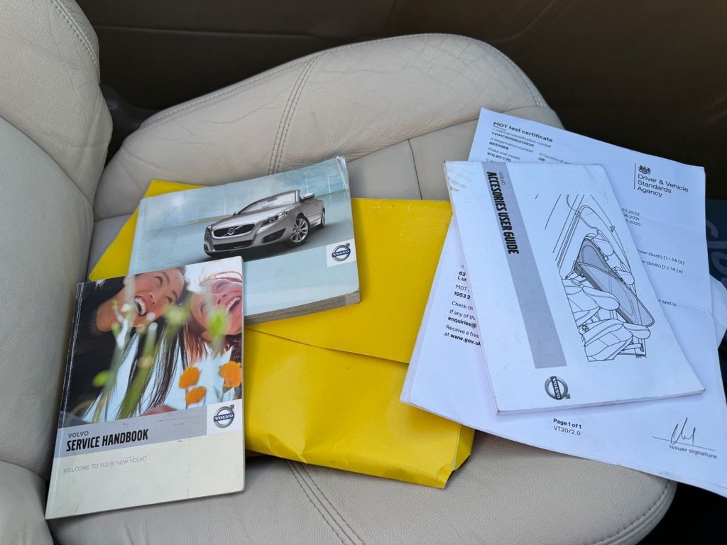 Used Volvo C70 2010 for sale - 76900438: Photo 12