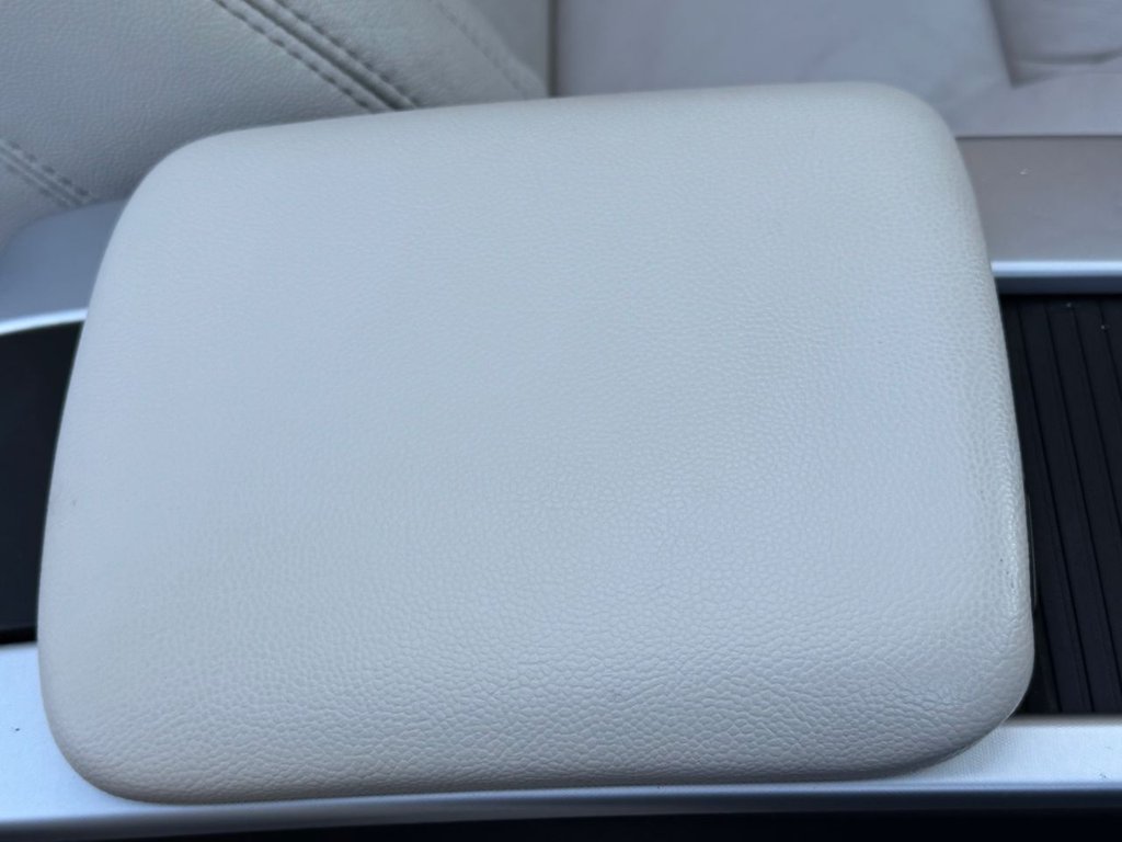 Used Volvo C70 2010 for sale - 76900438: Photo 15