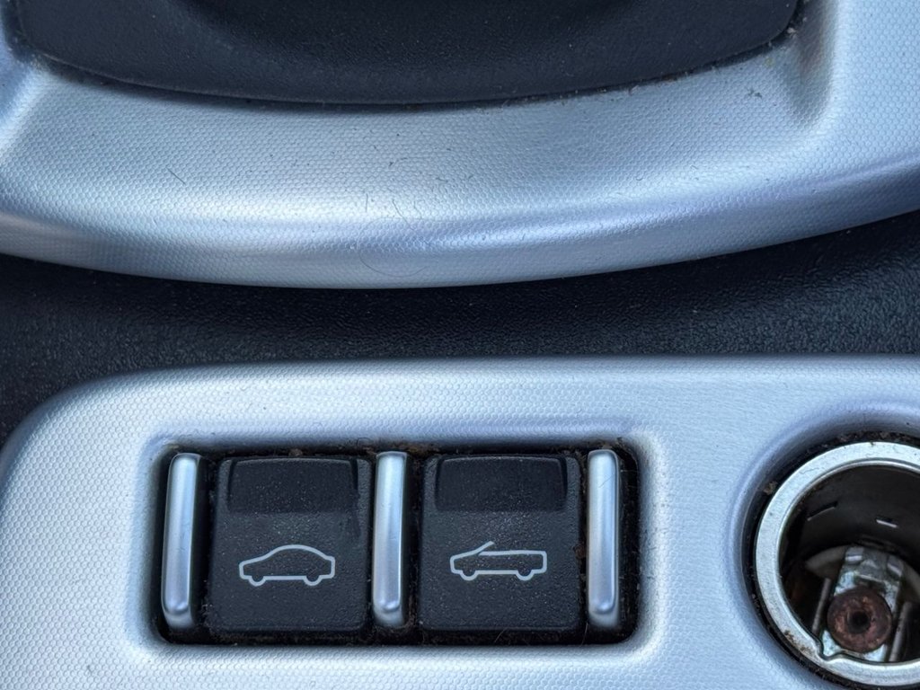 Used Volvo C70 2010 for sale - 76900438: Photo 19