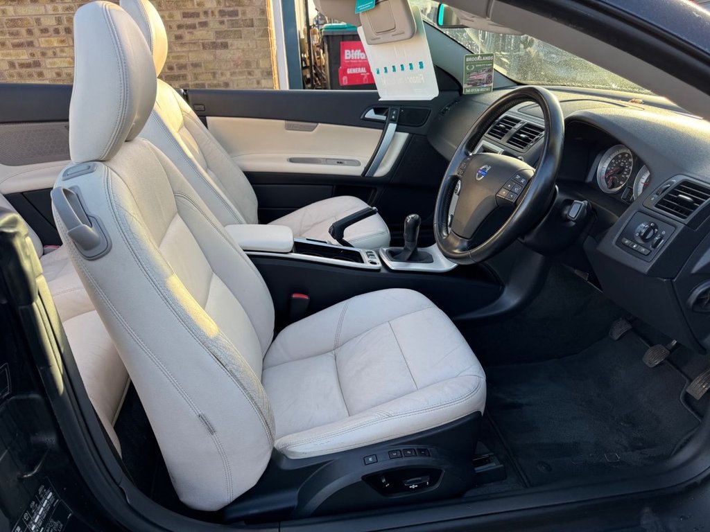 Used Volvo C70 2010 for sale - 76900438: Photo 32