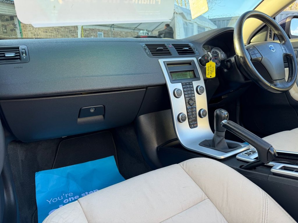 Used Volvo C70 2010 for sale - 76900438: Photo 36