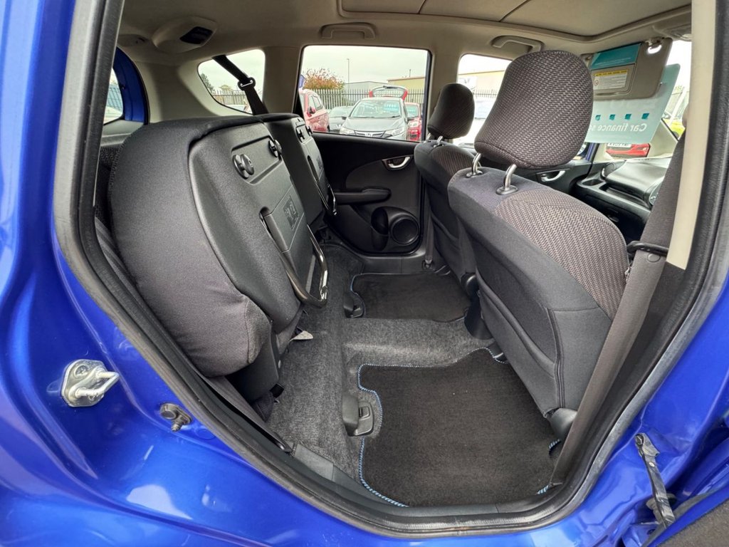 Used Honda Jazz 2011 for sale - 76132966: Photo 16