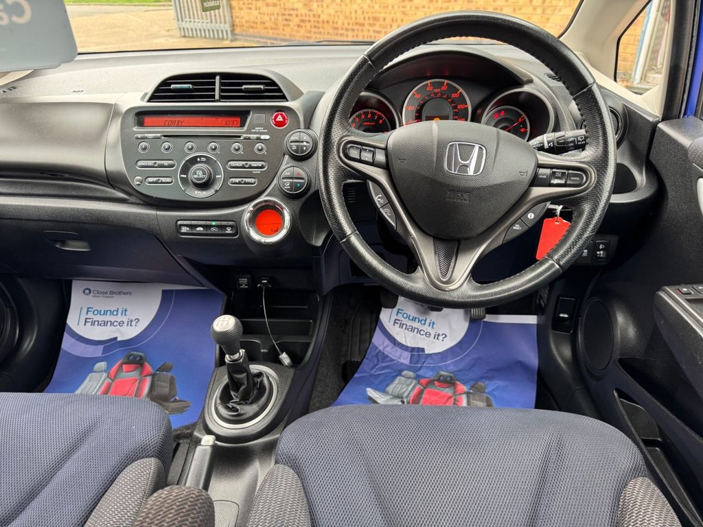 Used Honda Jazz 2011 for sale - 76132966: Photo 2