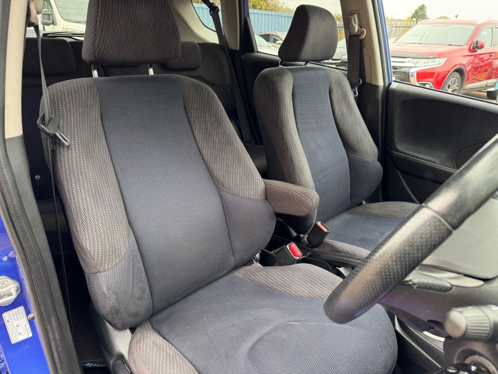 Used Honda Jazz 2011 for sale - 76132966: Photo 3