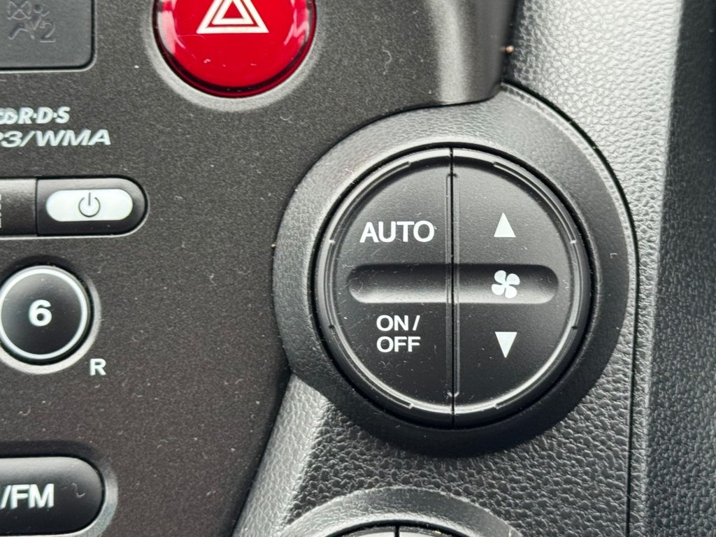 Used Honda Jazz 2011 for sale - 76132966: Photo 39