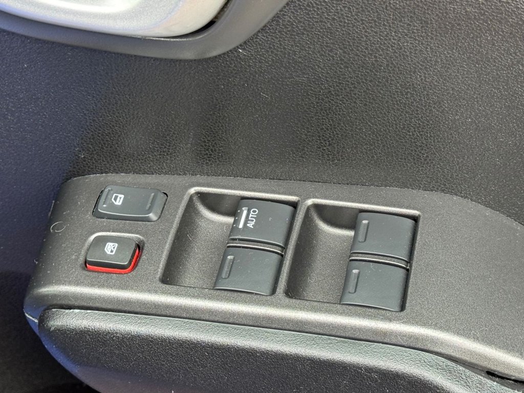 Used Honda Jazz 2011 for sale - 76132966: Photo 50