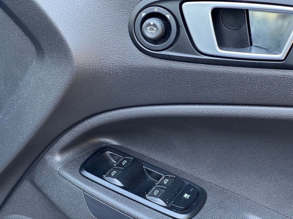 Used Ford Ecosport 2017 for sale - 77654878: Photo 38