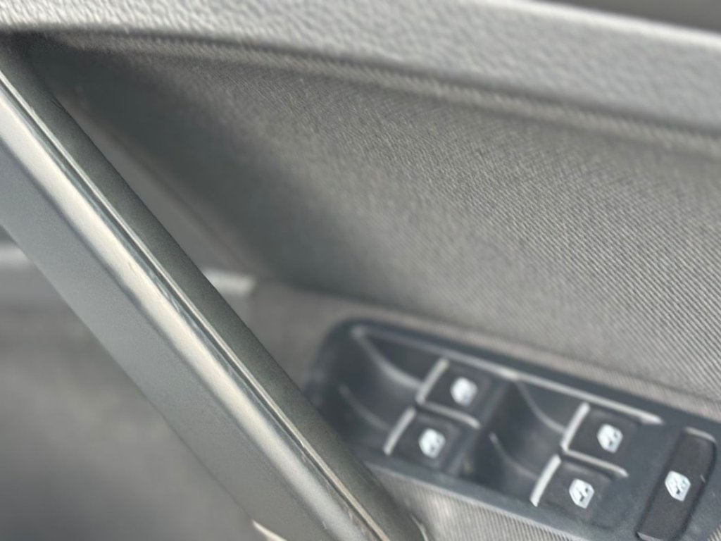 Used Volkswagen Golf 2017 for sale - 77849581: Photo 28