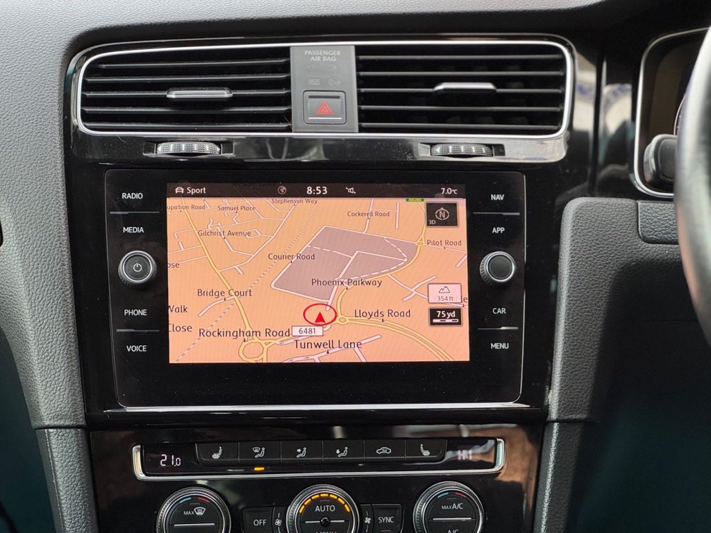 Used Volkswagen Golf 2017 for sale - 77849581: Photo 35