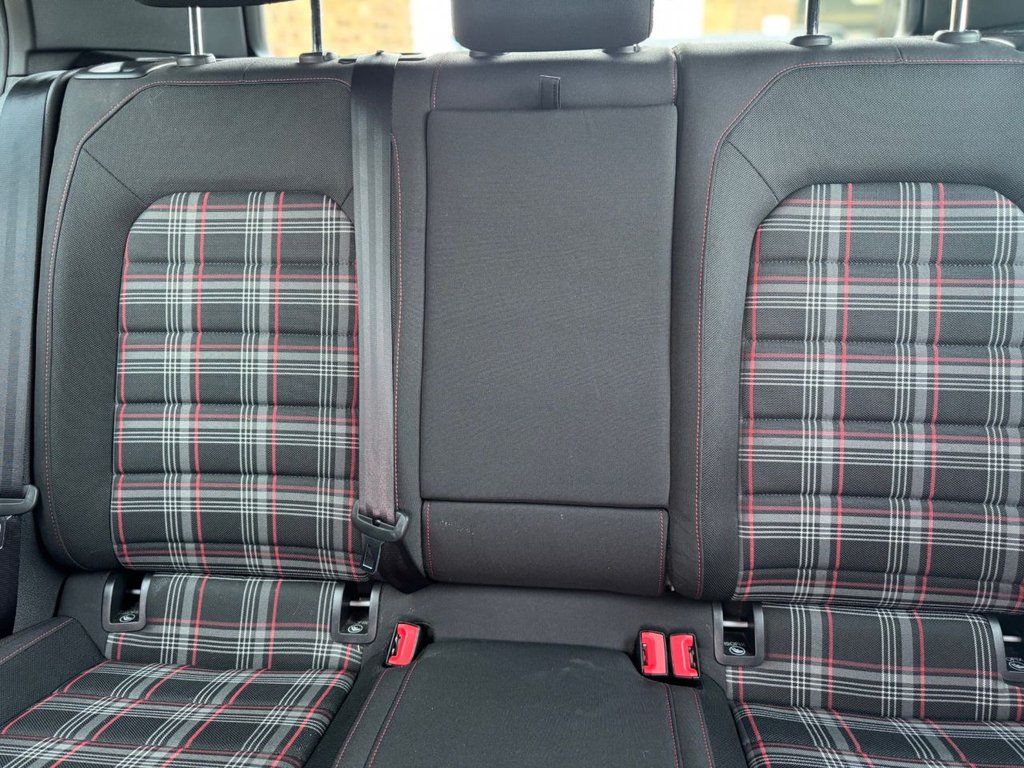 Used Volkswagen Golf 2017 for sale - 77849581: Photo 44