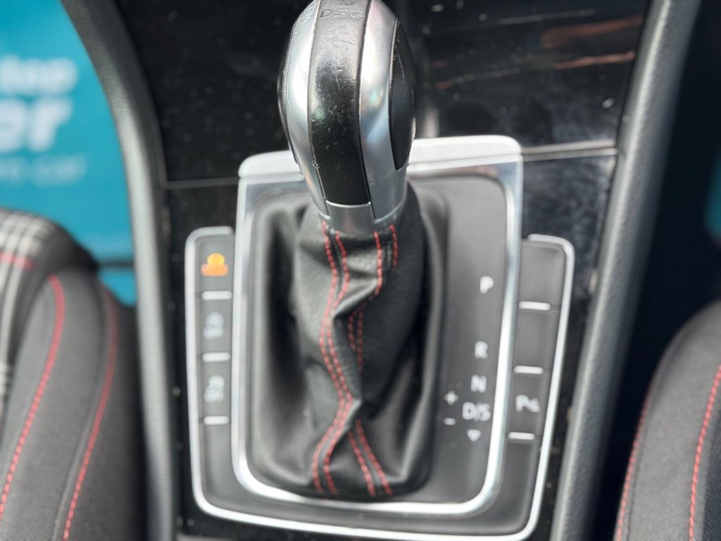 Used Volkswagen Golf 2017 for sale - 77849581: Photo 6