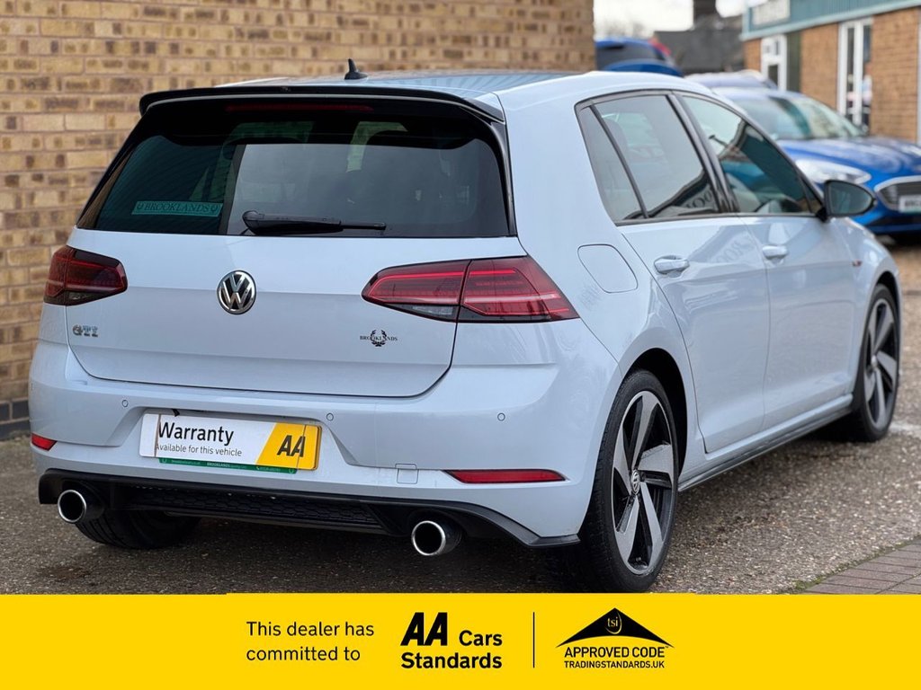 Used Volkswagen Golf 2017 for sale - 77849581: Photo 7