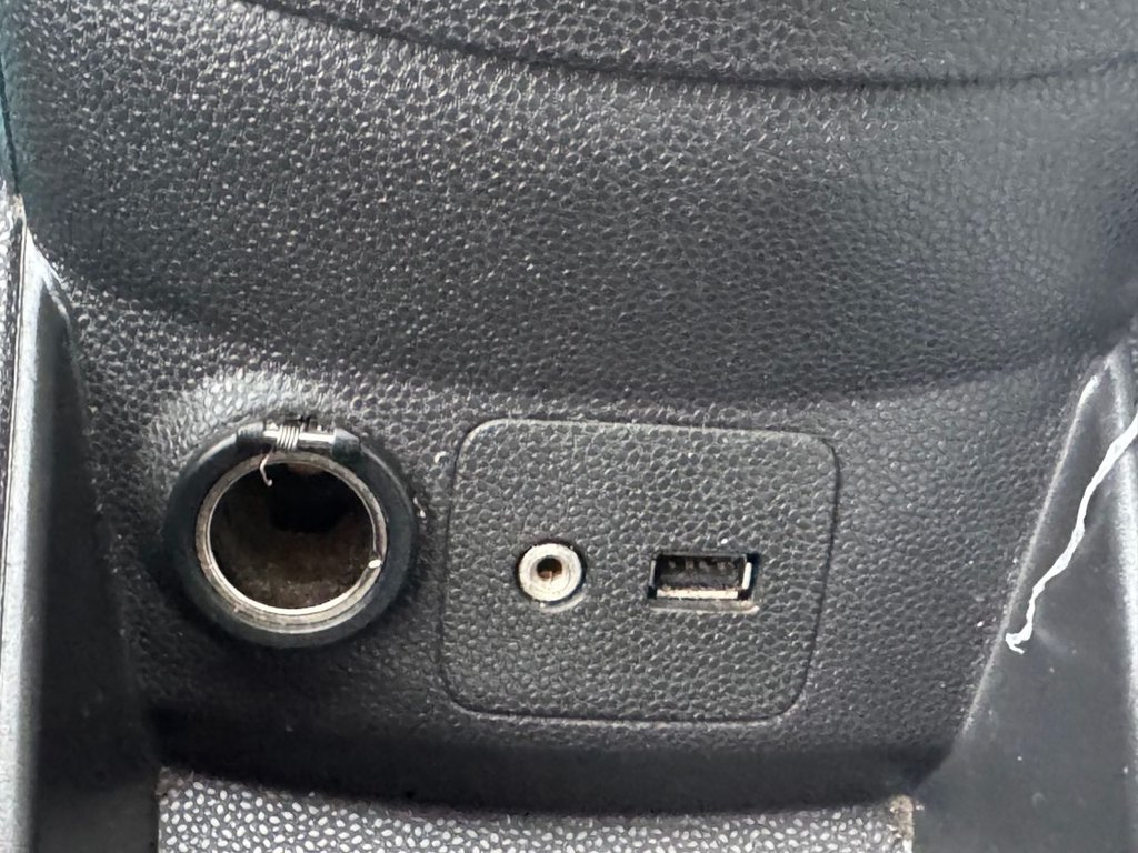 Used Ford Fiesta 2015 for sale - 77302074: Photo 33