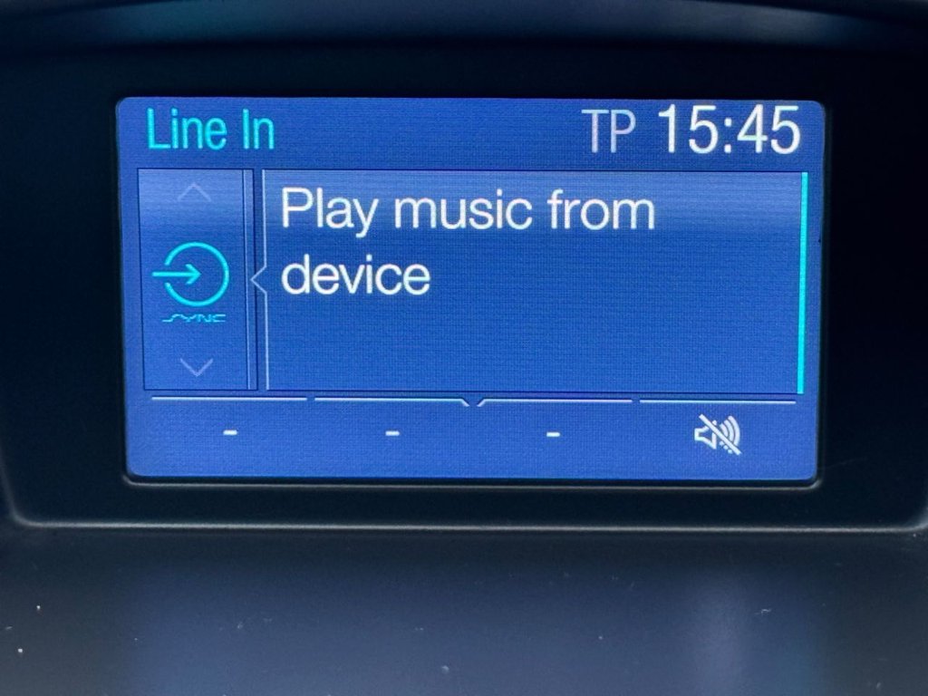 Used Ford Fiesta 2015 for sale - 77302074: Photo 38