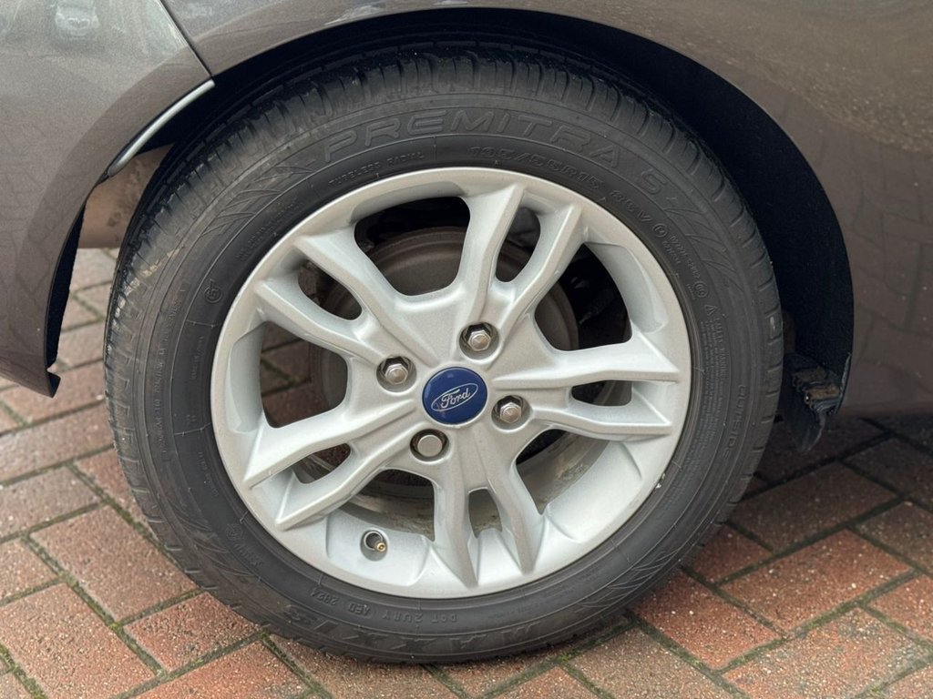 Used Ford Fiesta 2015 for sale - 77302074: Photo 8