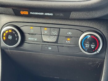 Used Ford Fiesta 2019 for sale - 77583222: Photo