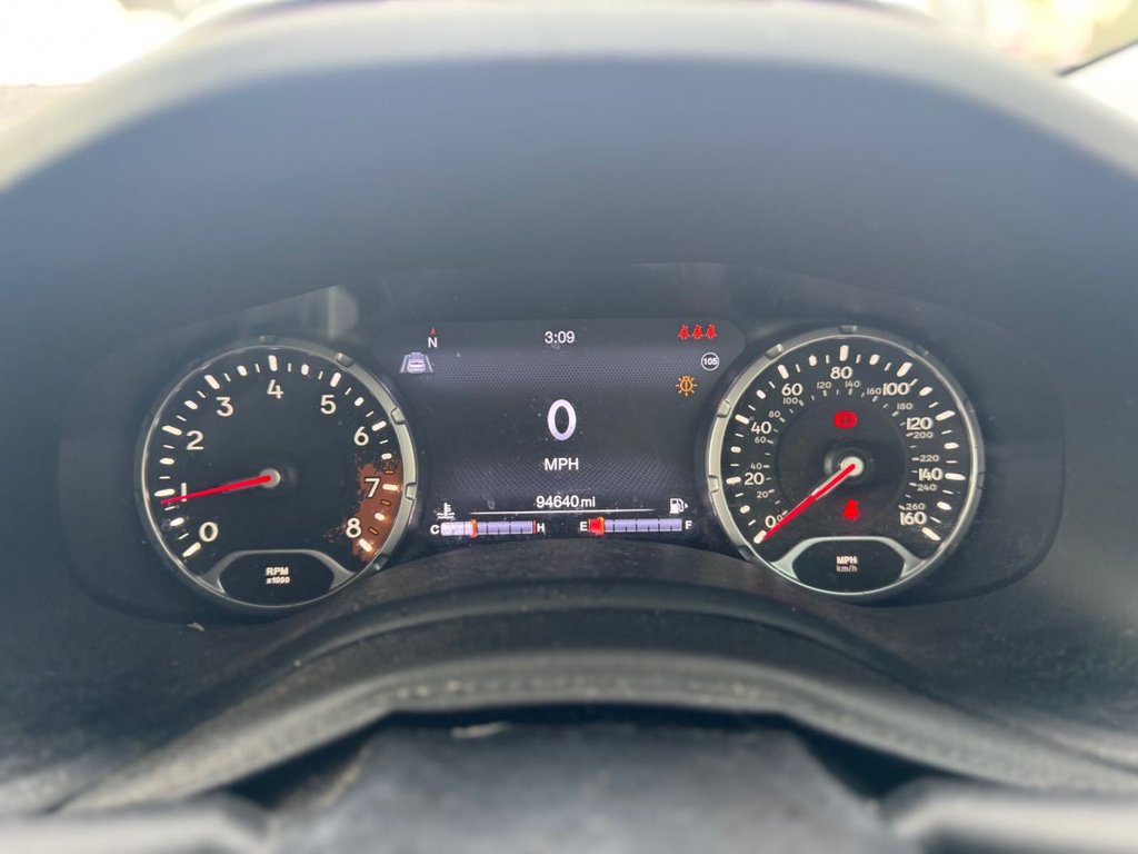 Used Jeep Renegade 2015 for sale - 77990761: Photo 11