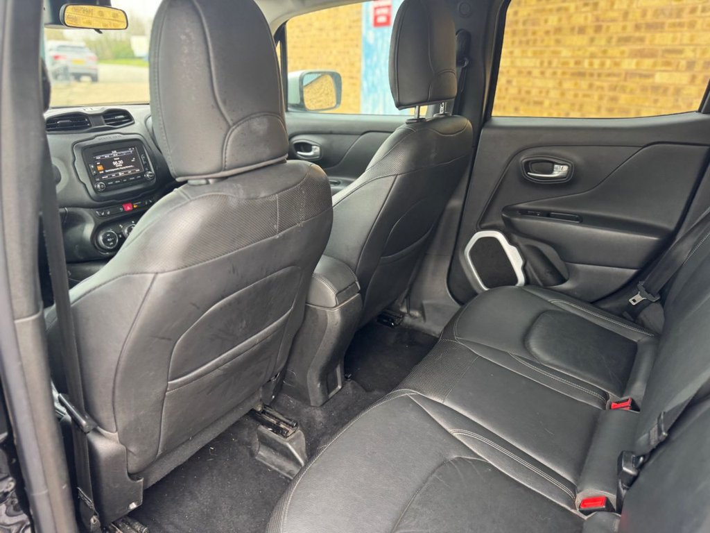 Used Jeep Renegade 2015 for sale - 77990761: Photo 14